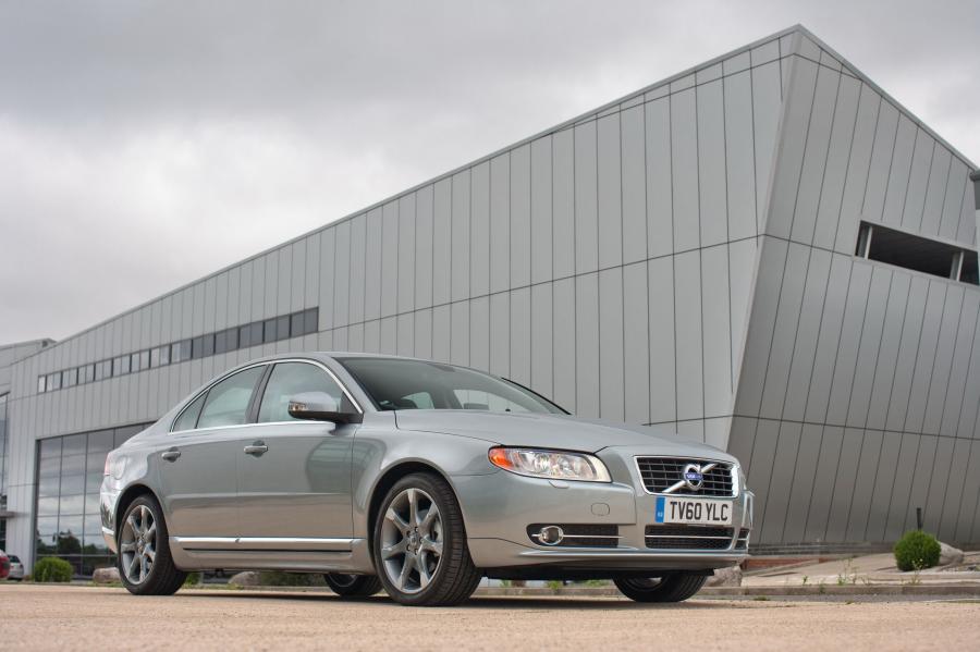  Volvo S80 2009 года  (фото 41 из 76)